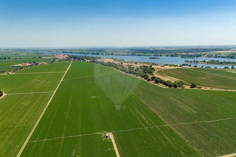 Moradia T2 para Venda em Valada Foto 7