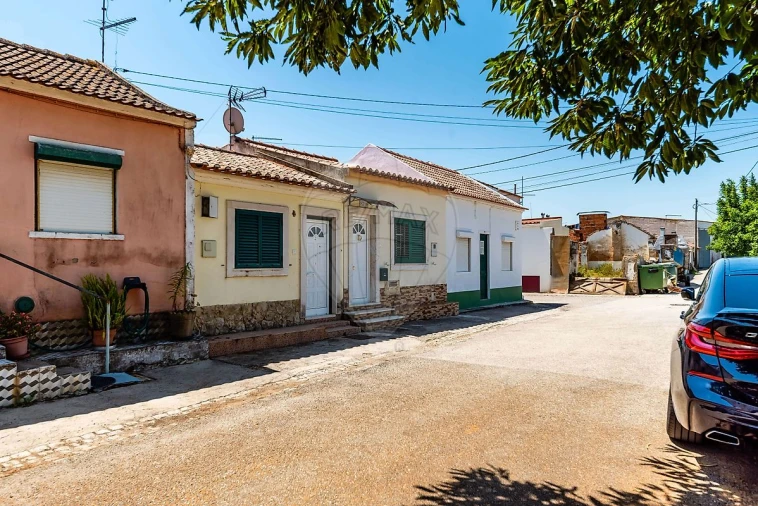 Moradia T2 para Venda em Valada Foto 24