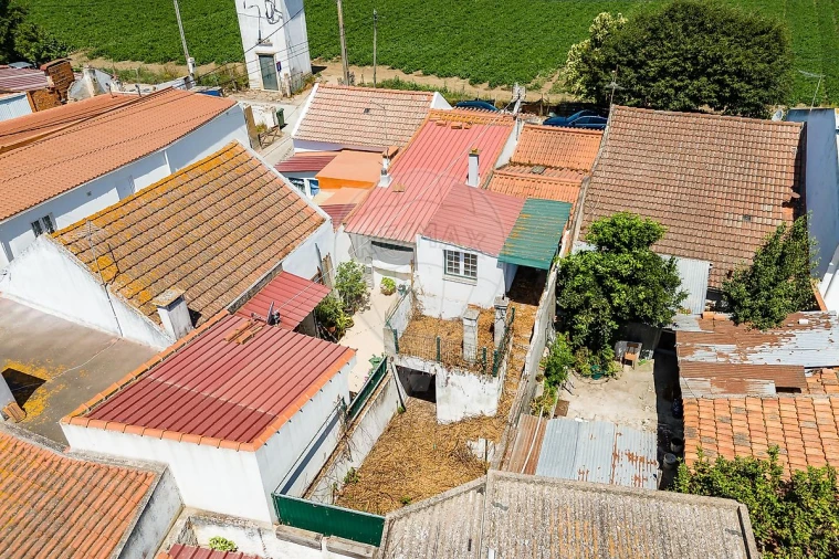 Moradia T2 para Venda em Valada Foto 13