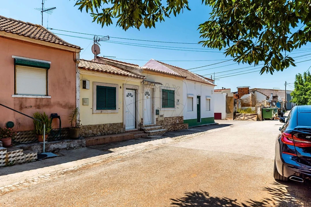 Moradia T2 para Venda em Valada Foto 24