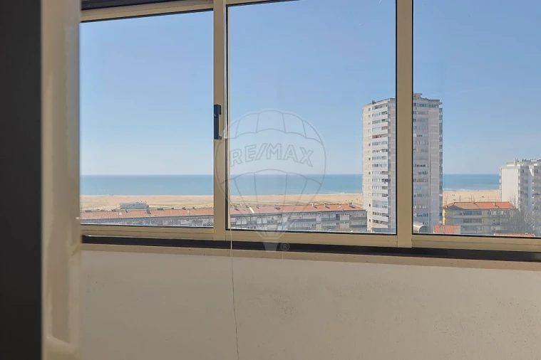 Apartamento T3 para Venda em Buarcos Foto 4