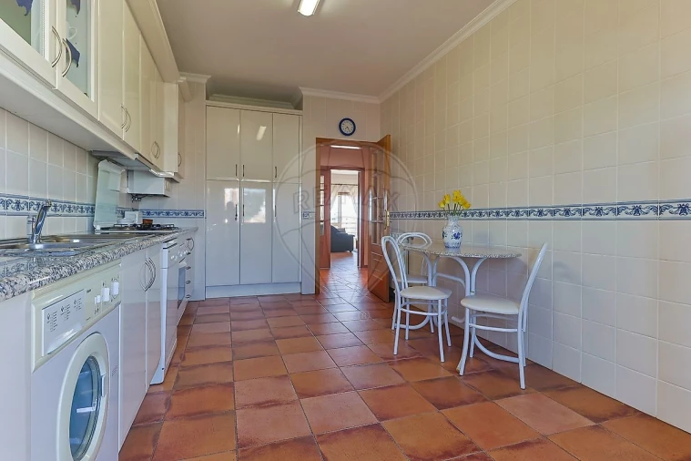 Apartamento T3 para Venda em Buarcos Foto 8