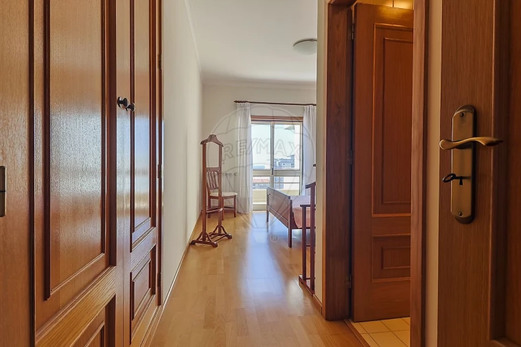 Apartamento T3 para Venda em Buarcos Foto 9