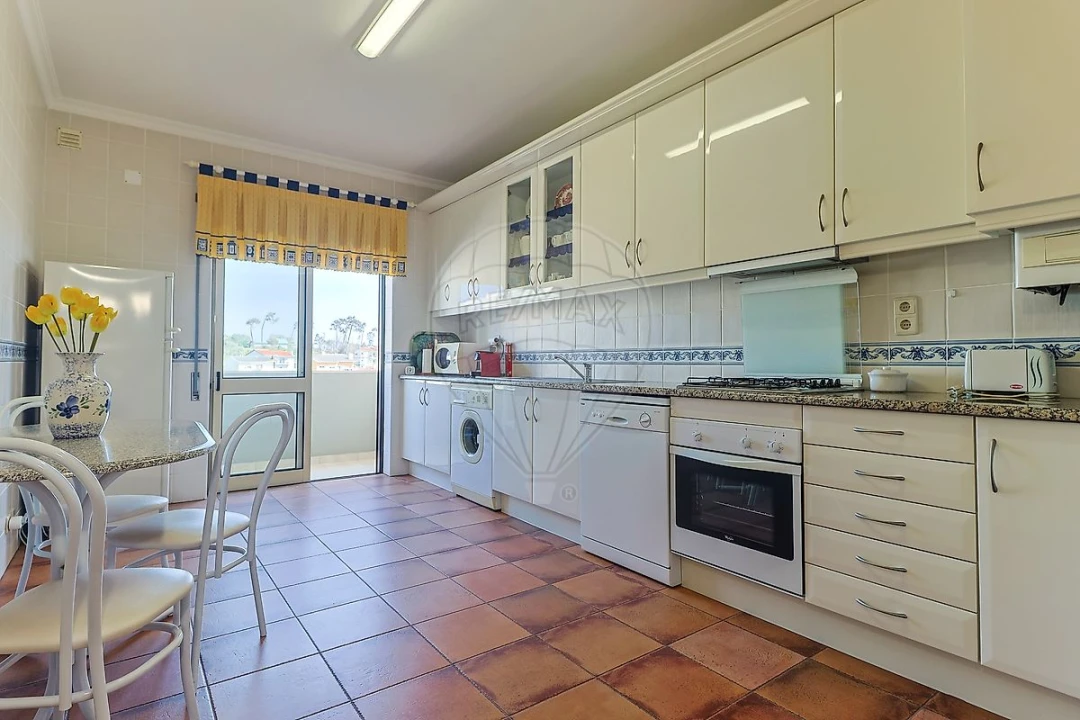 Apartamento T3 para Venda em Buarcos Foto 7