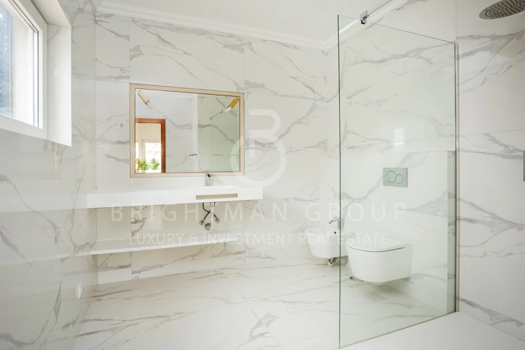 Moradia T7 para Venda em Lagoa e Carvoeiro Foto 15