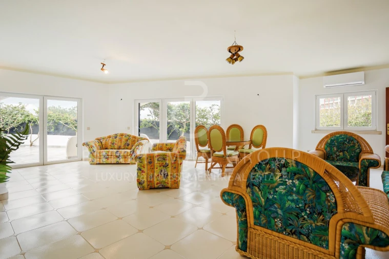 Moradia T7 para Venda em Lagoa e Carvoeiro Foto 4