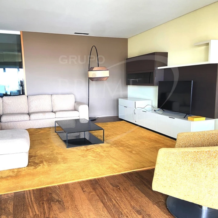 Apartamento T4 para Arrendamento em Matosinhos e Leça da Palmeira Foto 8