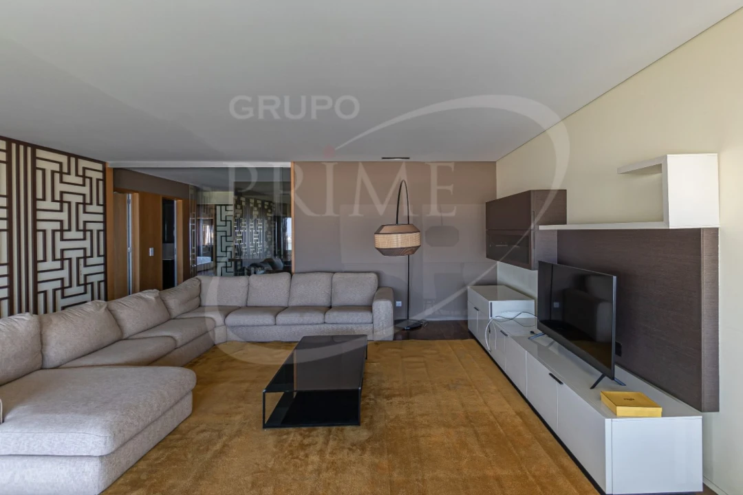 Apartamento T4 para Arrendamento em Matosinhos e Leça da Palmeira Foto 8
