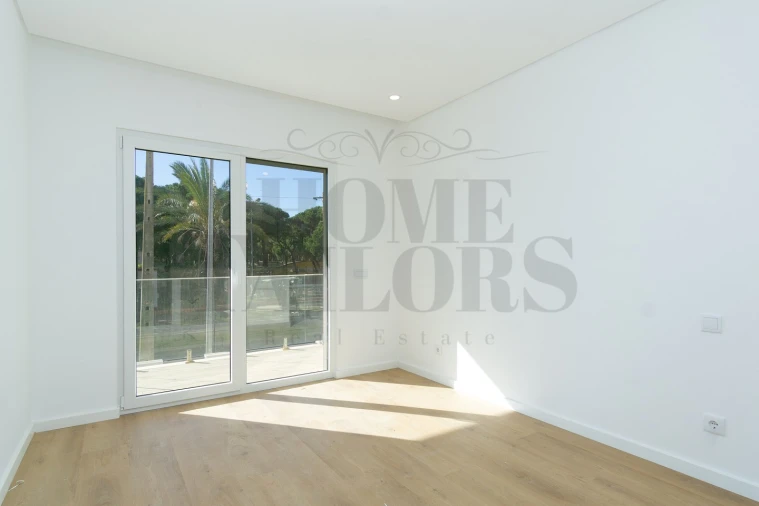 Moradia T4 para Venda em Costa da Caparica Foto 14