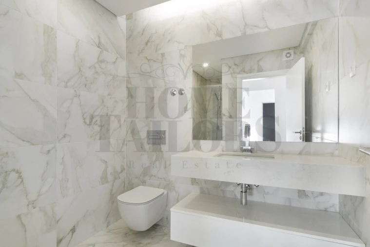 Moradia T4 para Venda em Costa da Caparica Foto 22