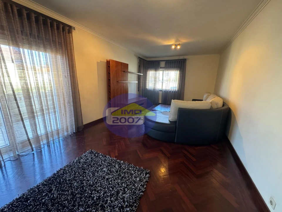 Apartamento T3 para Venda em Paços de Brandão Foto 16