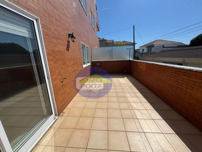 Apartamento T3 para Venda em Paços de Brandão Foto 28