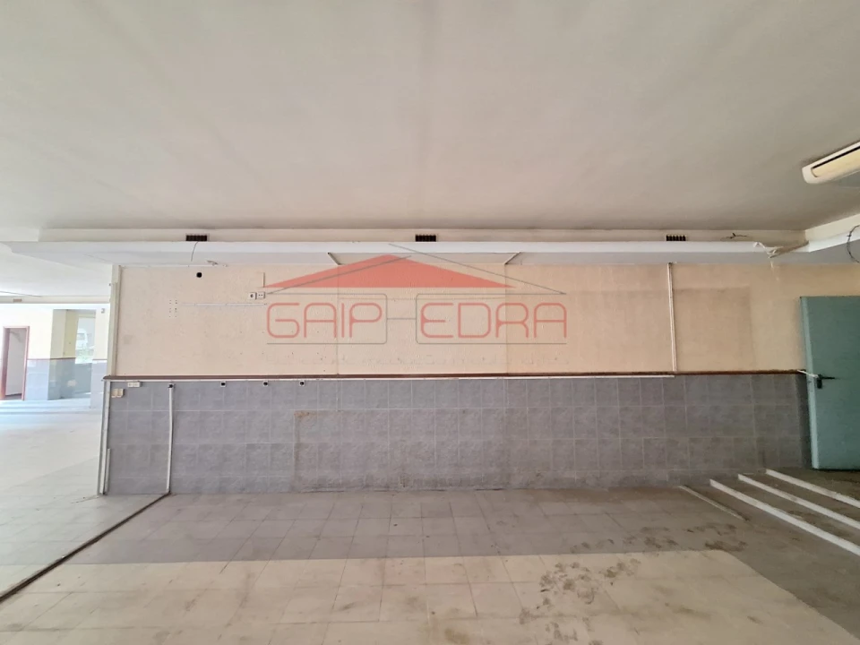 Loja para Venda em Campanhã Foto 9