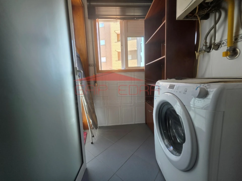 Apartamento T1 para Arrendamento em Penafiel Foto 11