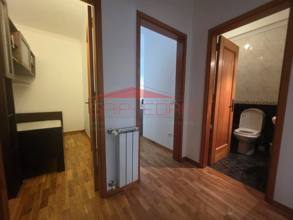 Apartamento T1 para Arrendamento em Penafiel Foto 12