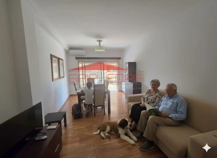 Apartamento T1 para Arrendamento em Penafiel Foto 3