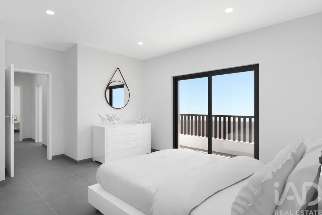 Apartamento T3 para Venda em Mexilhoeira Grande Foto 10