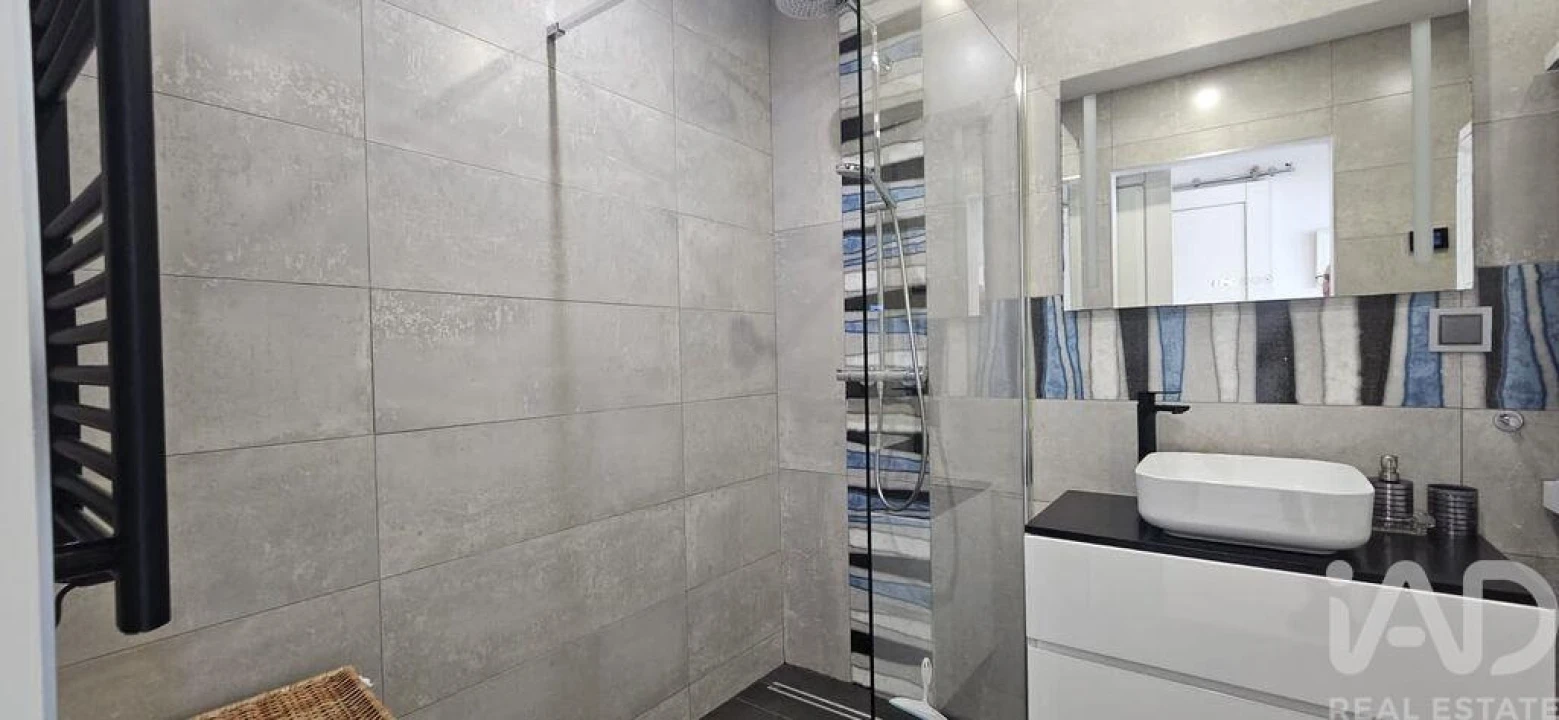 Apartamento T2 para Venda em Quarteira Foto 14