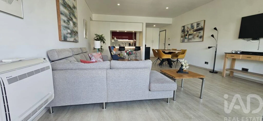 Apartamento T2 para Venda em Quarteira Foto 7