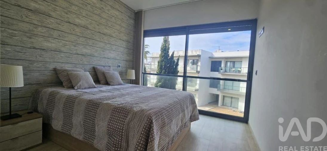 Apartamento T2 para Venda em Quarteira Foto 16