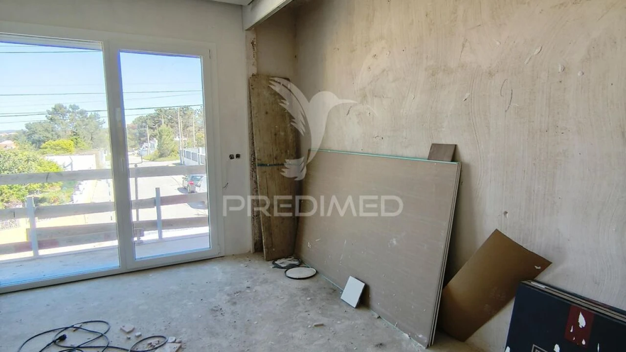 Moradia T3 para Venda em Fernao Ferro Foto 6