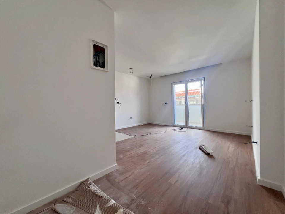 Moradia T1 para Venda em São Martinho de Árvore e Lamarosa Foto 6