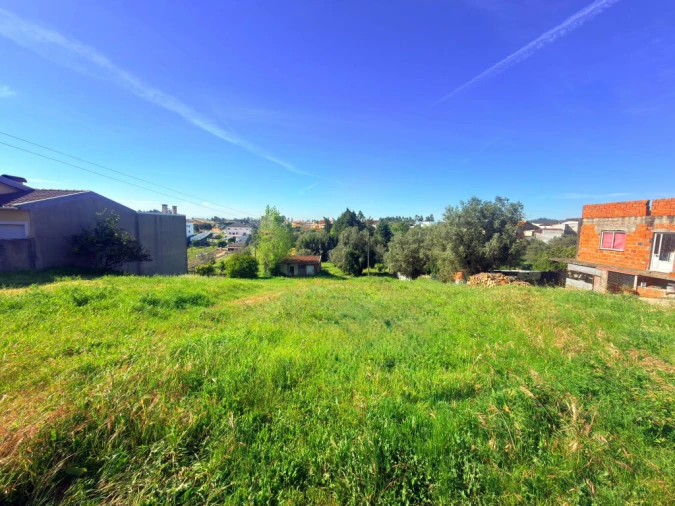 Terreno para Venda em Antuzede e Vil de Matos Foto 2