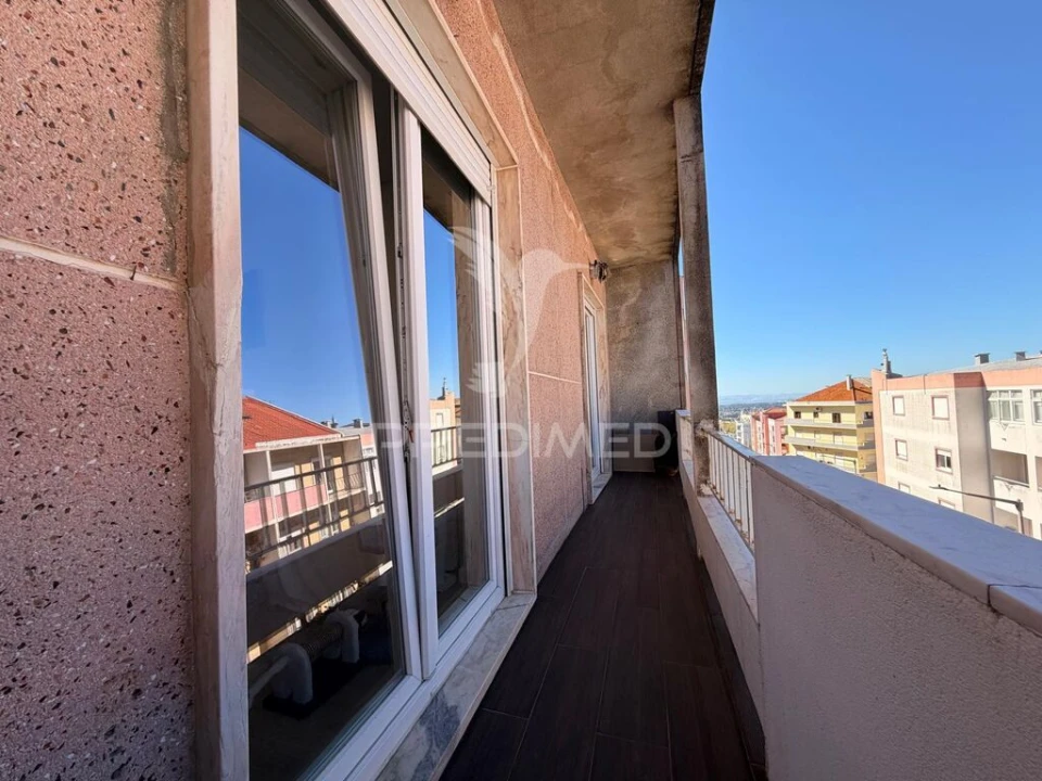 Apartamento T2 para Venda em Palmela Foto 7