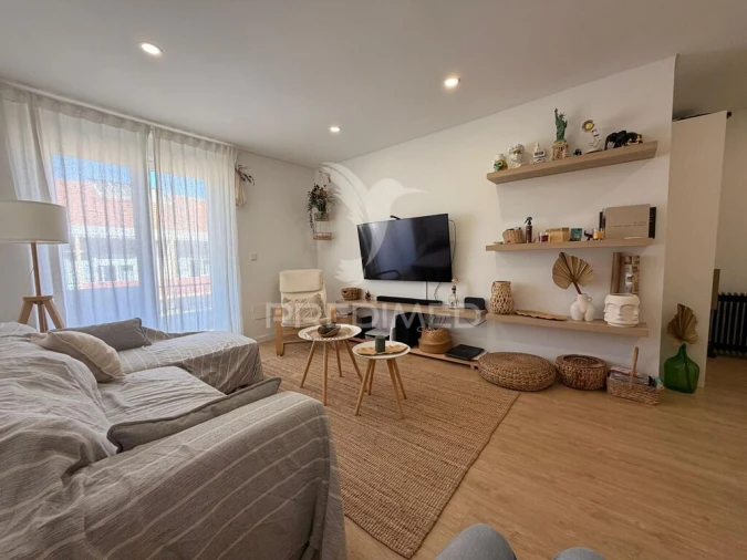 Apartamento T2 para Venda em Palmela Foto 2