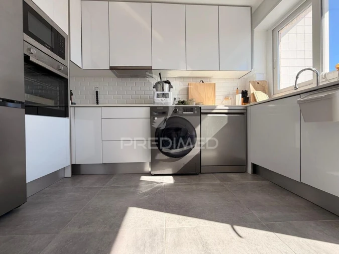 Apartamento T2 para Venda em Palmela Foto 16