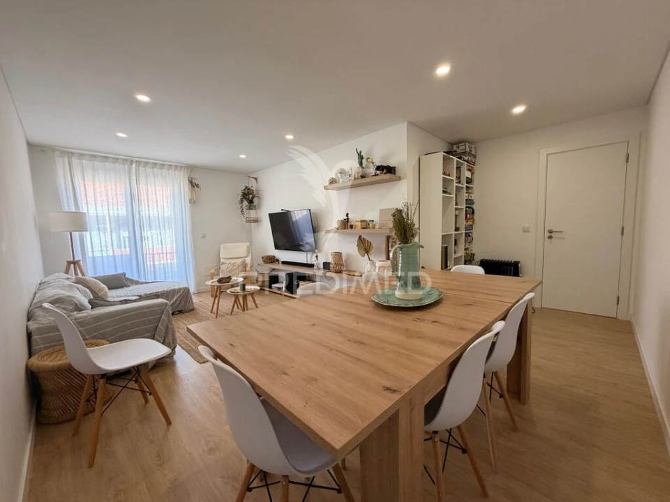 Apartamento T2 para Venda em Palmela Foto 6