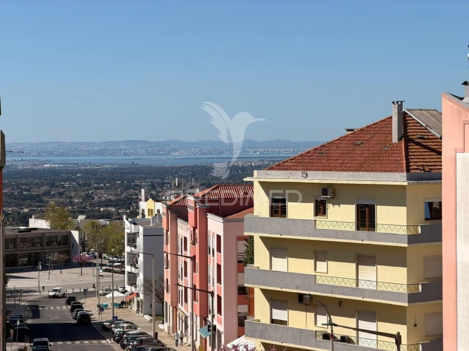 Apartamento T2 para Venda em Palmela Foto 9