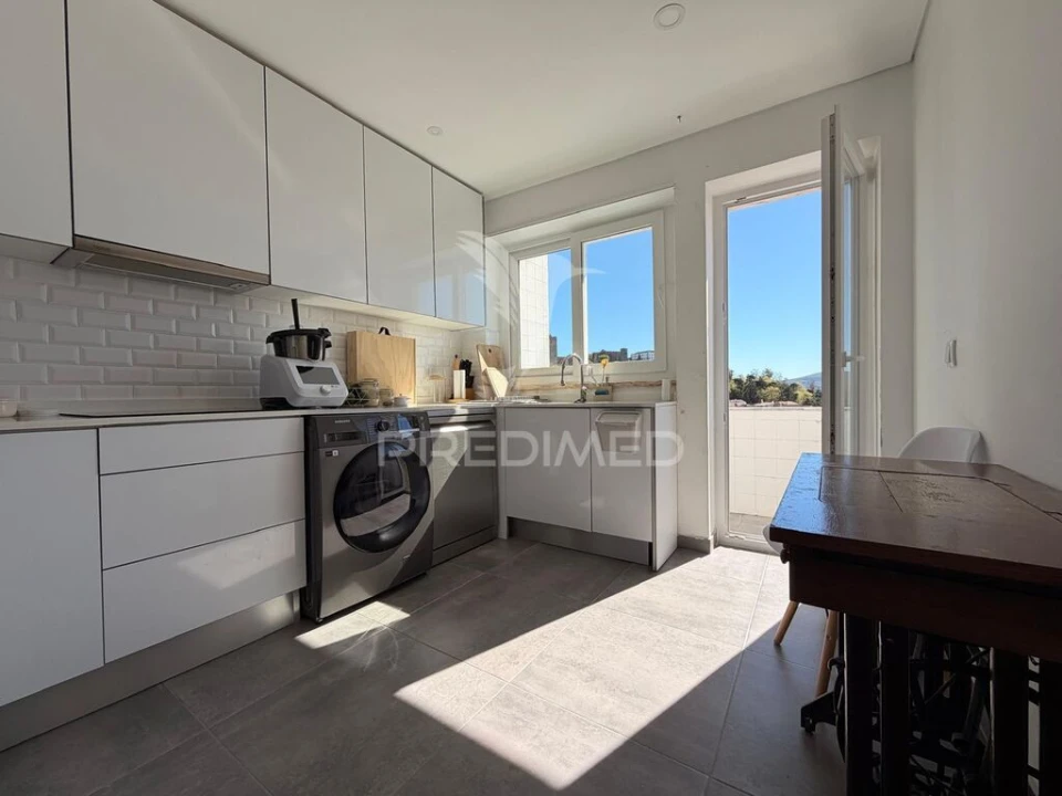 Apartamento T2 para Venda em Palmela Foto 14