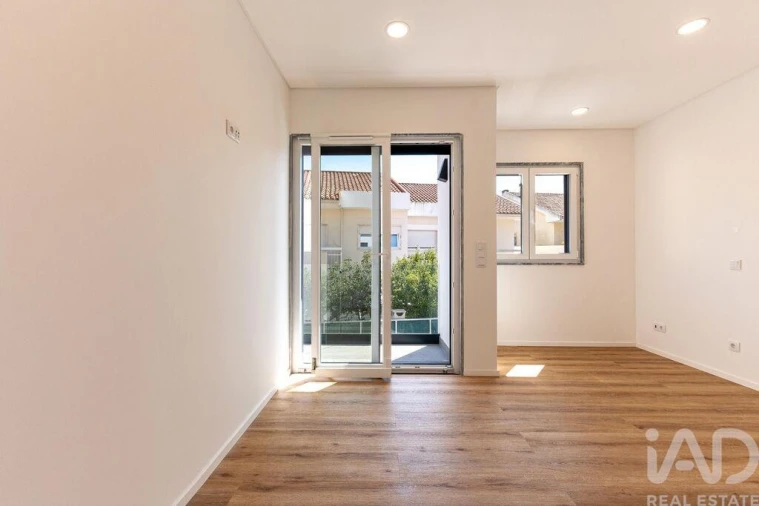 Moradia T3 para Venda em Algueirão-Mem Martins Foto 22