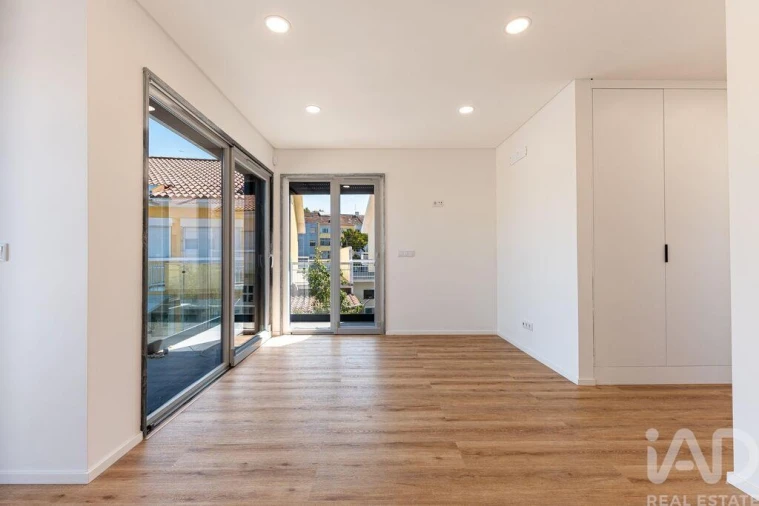 Moradia T3 para Venda em Algueirão-Mem Martins Foto 9