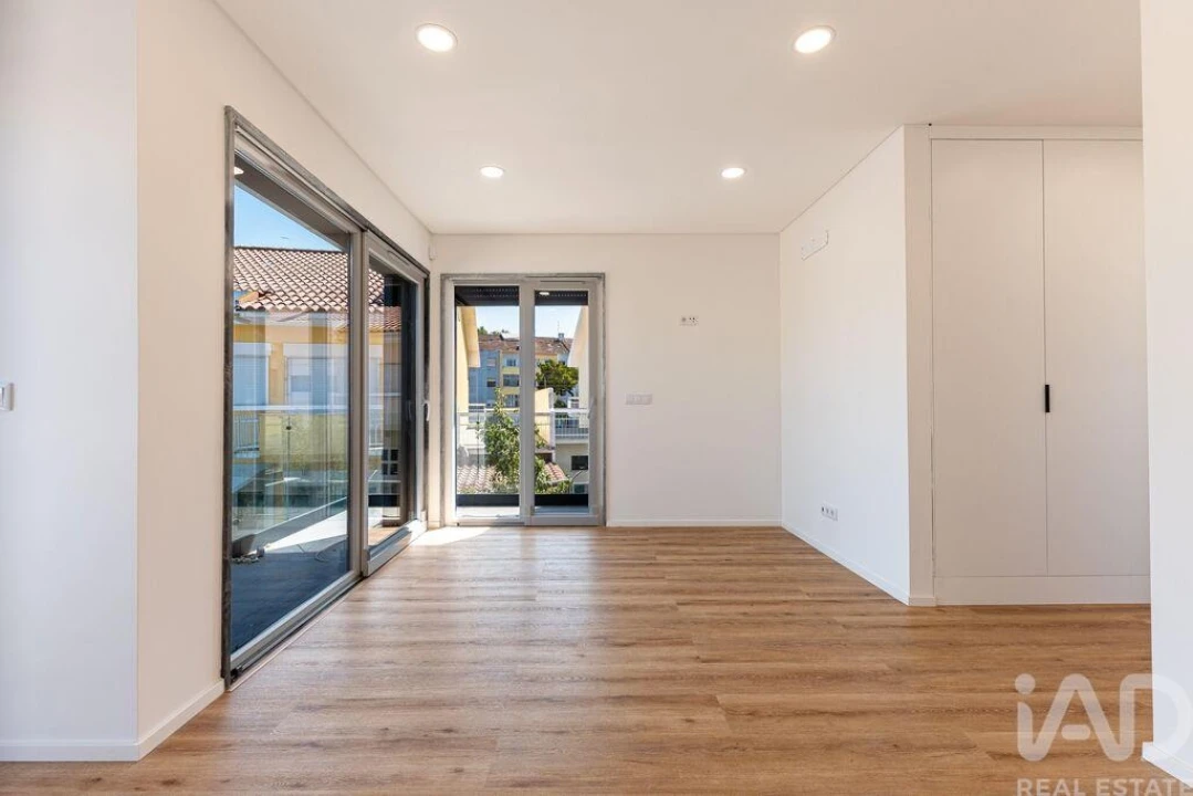 Moradia T3 para Venda em Algueirão-Mem Martins Foto 9