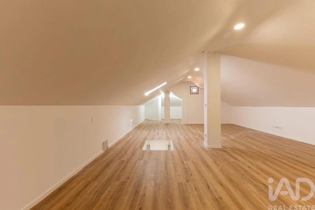 Moradia T3 para Venda em Algueirão-Mem Martins Foto 12