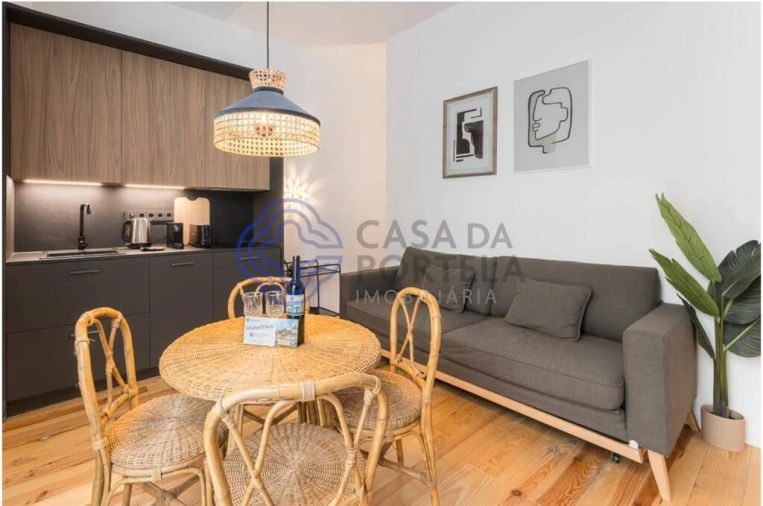 Prédio para Venda em Cedofeita, Santo Ildefonso, Sé, Miragaia, São Nicolau e Vitória Foto 3