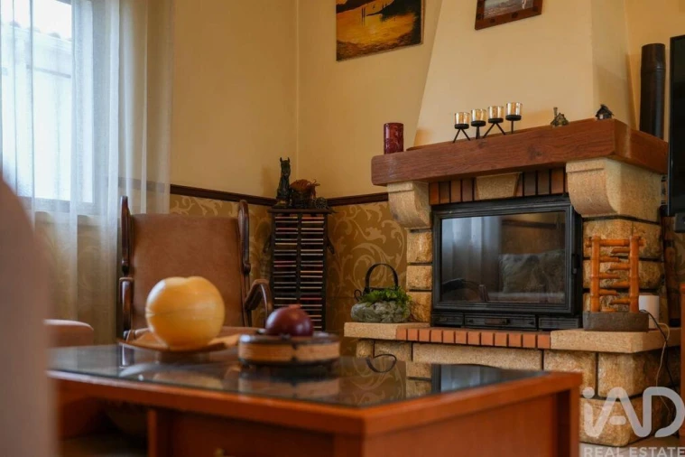 Moradia T4 para Venda em Carregado e Cadafais Foto 6