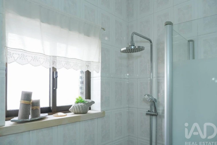 Moradia T4 para Venda em Carregado e Cadafais Foto 30