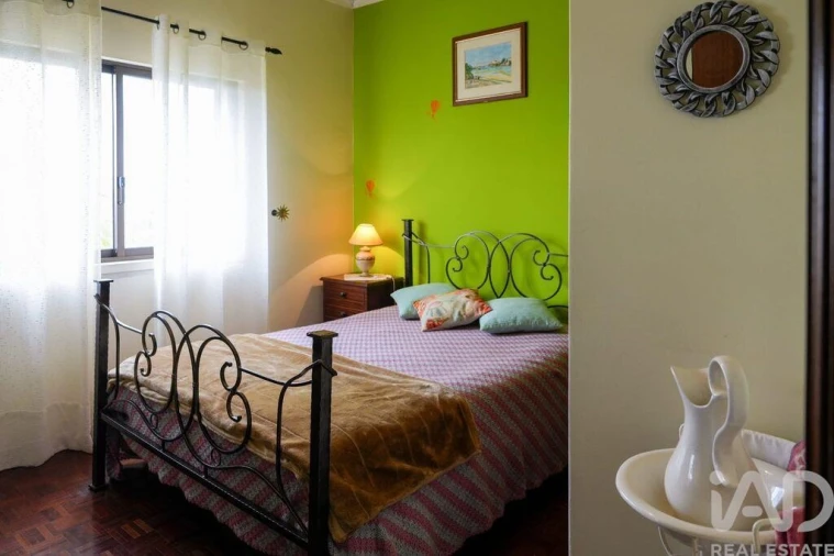 Moradia T4 para Venda em Carregado e Cadafais Foto 15