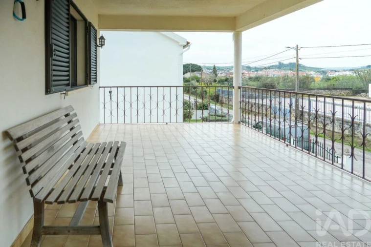 Moradia T4 para Venda em Carregado e Cadafais Foto 20