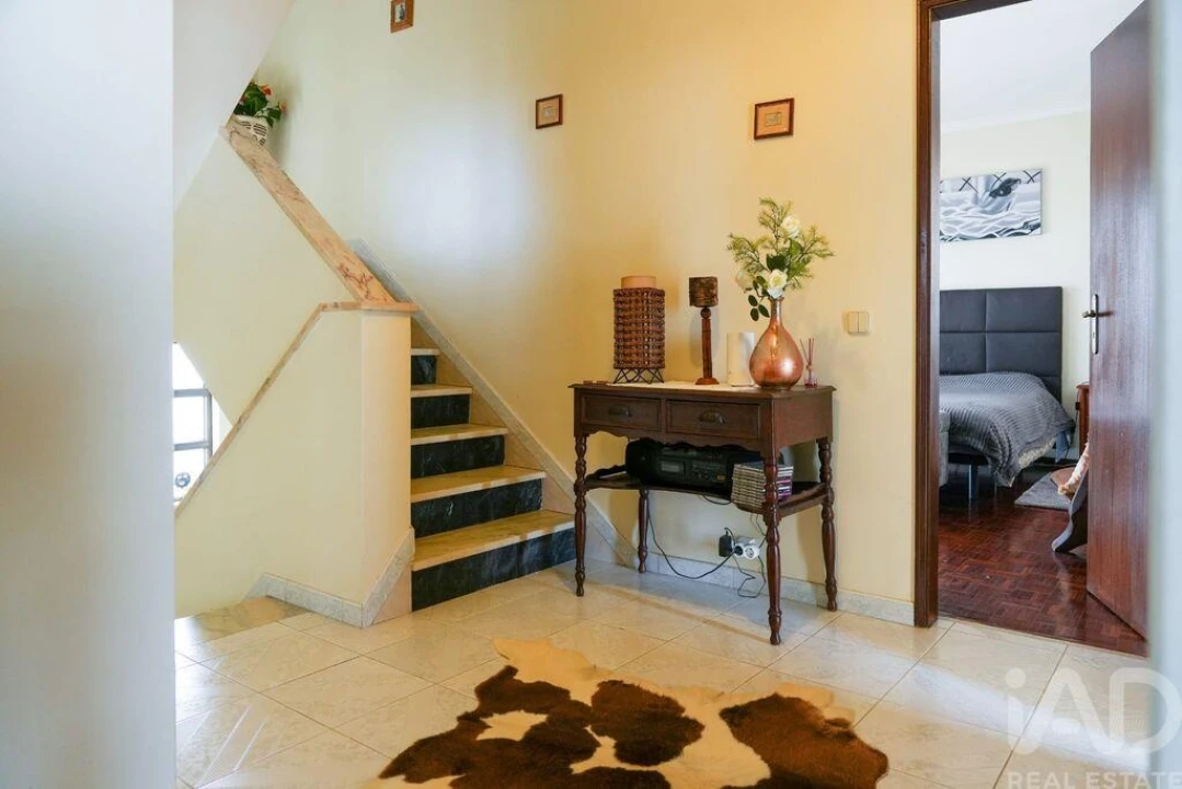 Moradia T4 para Venda em Carregado e Cadafais Foto 3