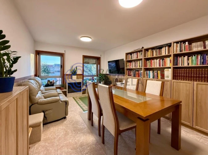 Apartamento T2 para Venda em São João da Madeira Foto 6