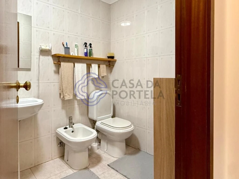 Apartamento T2 para Venda em São João da Madeira Foto 23