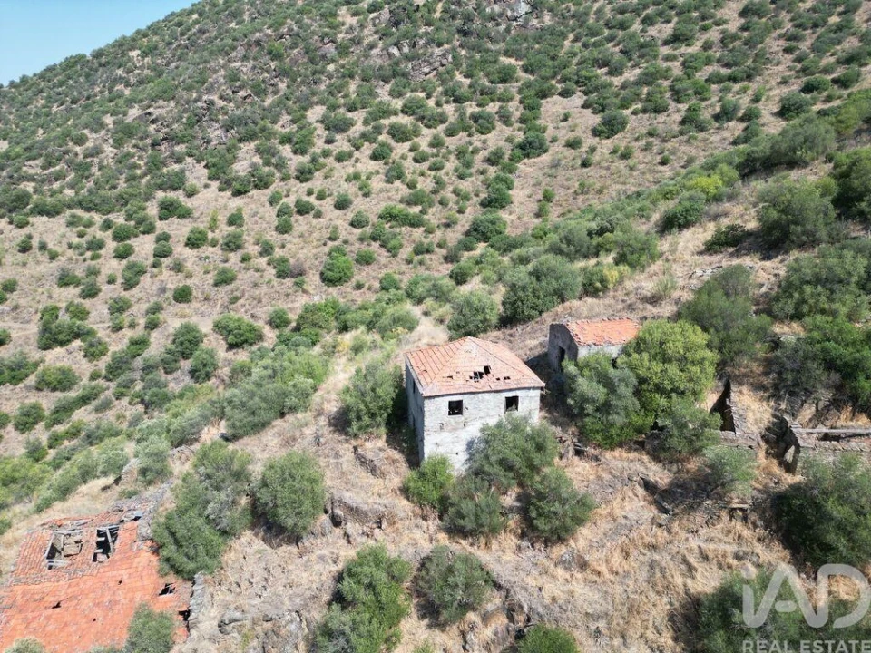 Terreno para Venda em Urros e Peredo dos Castelhanos Foto 8