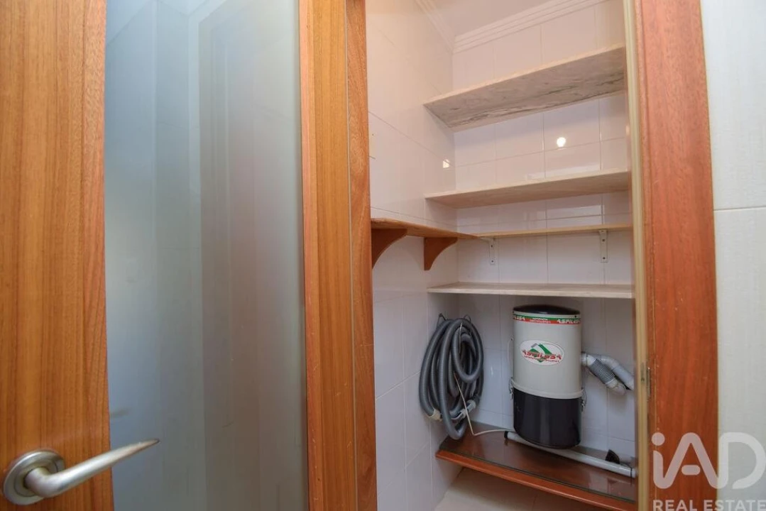 Apartamento T2 para Venda em São Domingos de Rana Foto 21