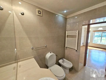 Apartamento T2 para Venda em São Domingos de Rana