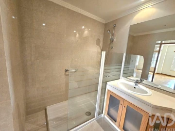 Apartamento T2 para Venda em São Domingos de Rana