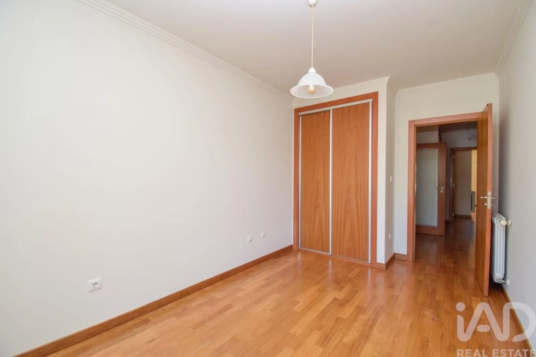 Apartamento T2 para Venda em São Domingos de Rana Foto 14